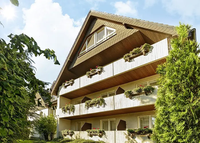 Hotel-pension Poehling 招待所 3*