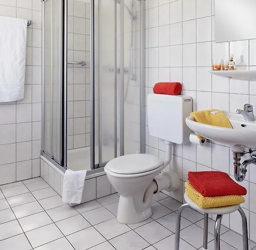 招待所 Hotel-pension Poehling 利普施塔特