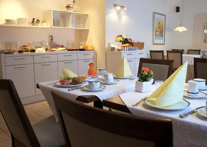 Hotel-pension Poehling 招待所 利普施塔特